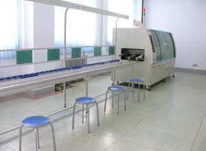 全自動波峰焊機及生產(chǎn)線